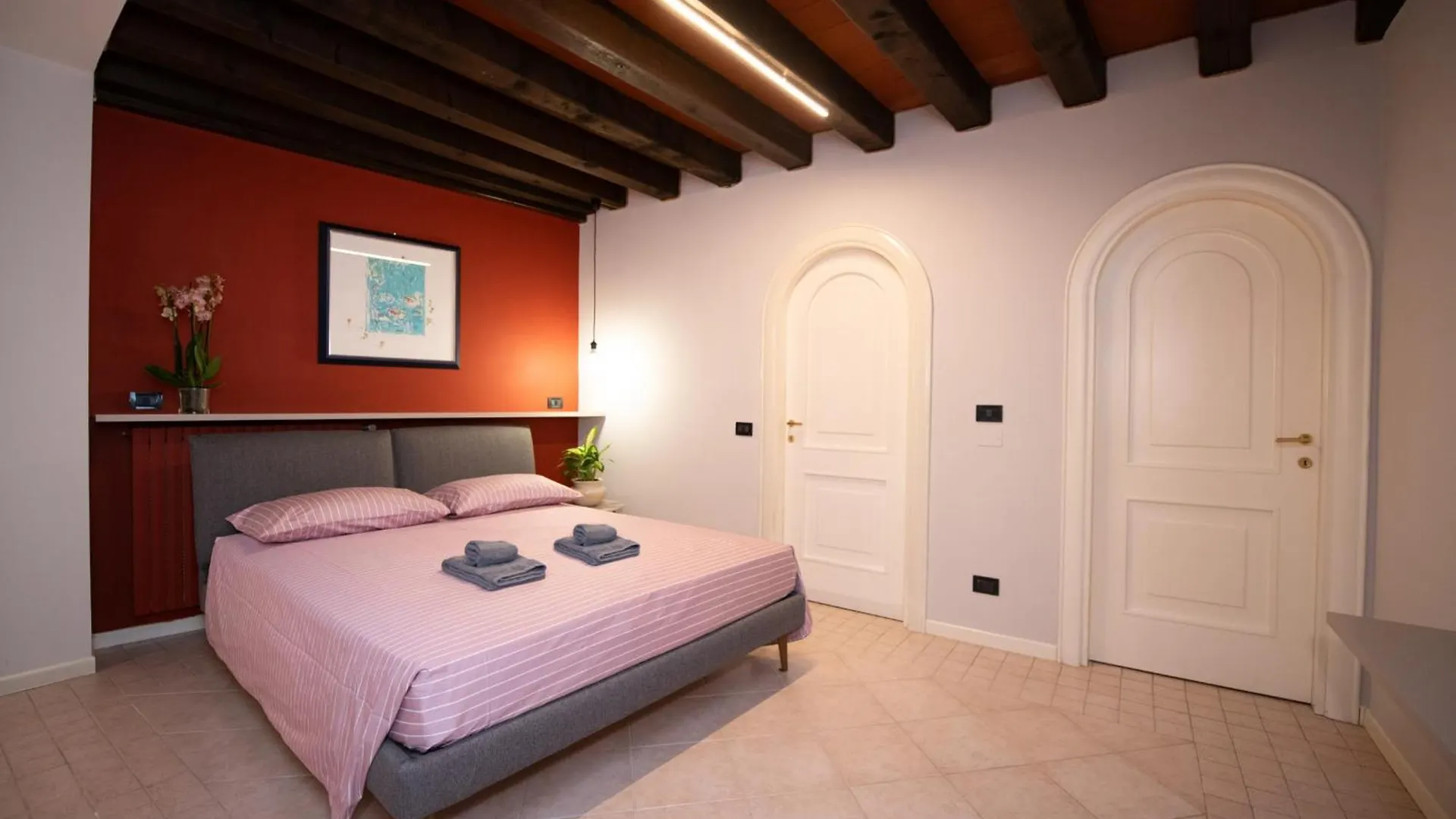 דירות דסנזאנו דל גארדה Casa Sul Porto